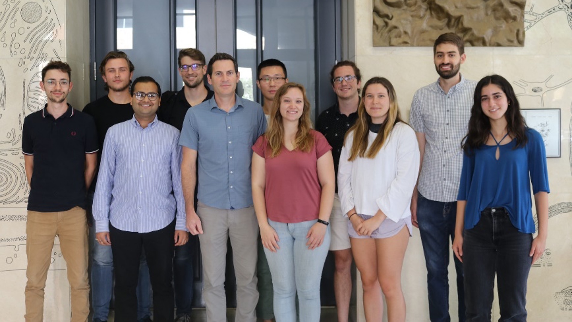 Texas Engineers from James Tunnell's lab standing together