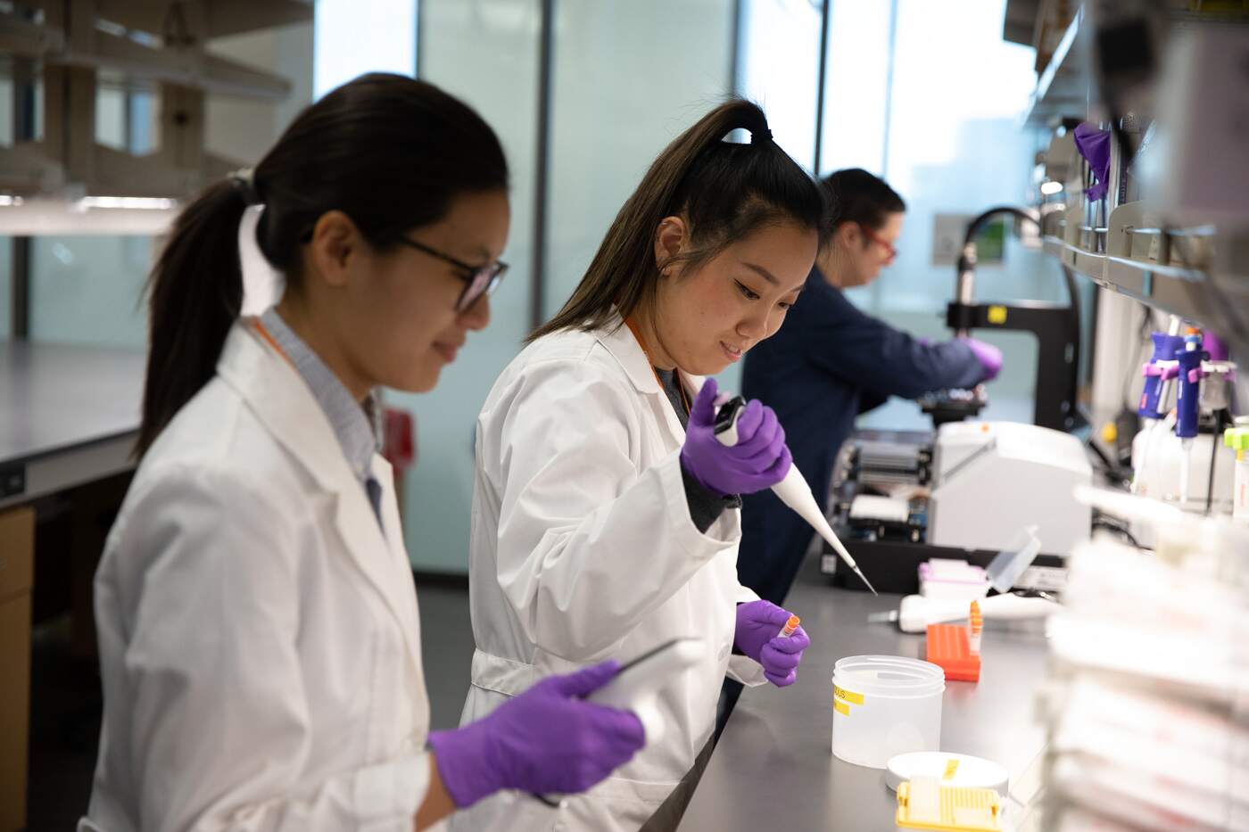 Undergraduate Students in Mulva Clinic for the Neurosciences Labs