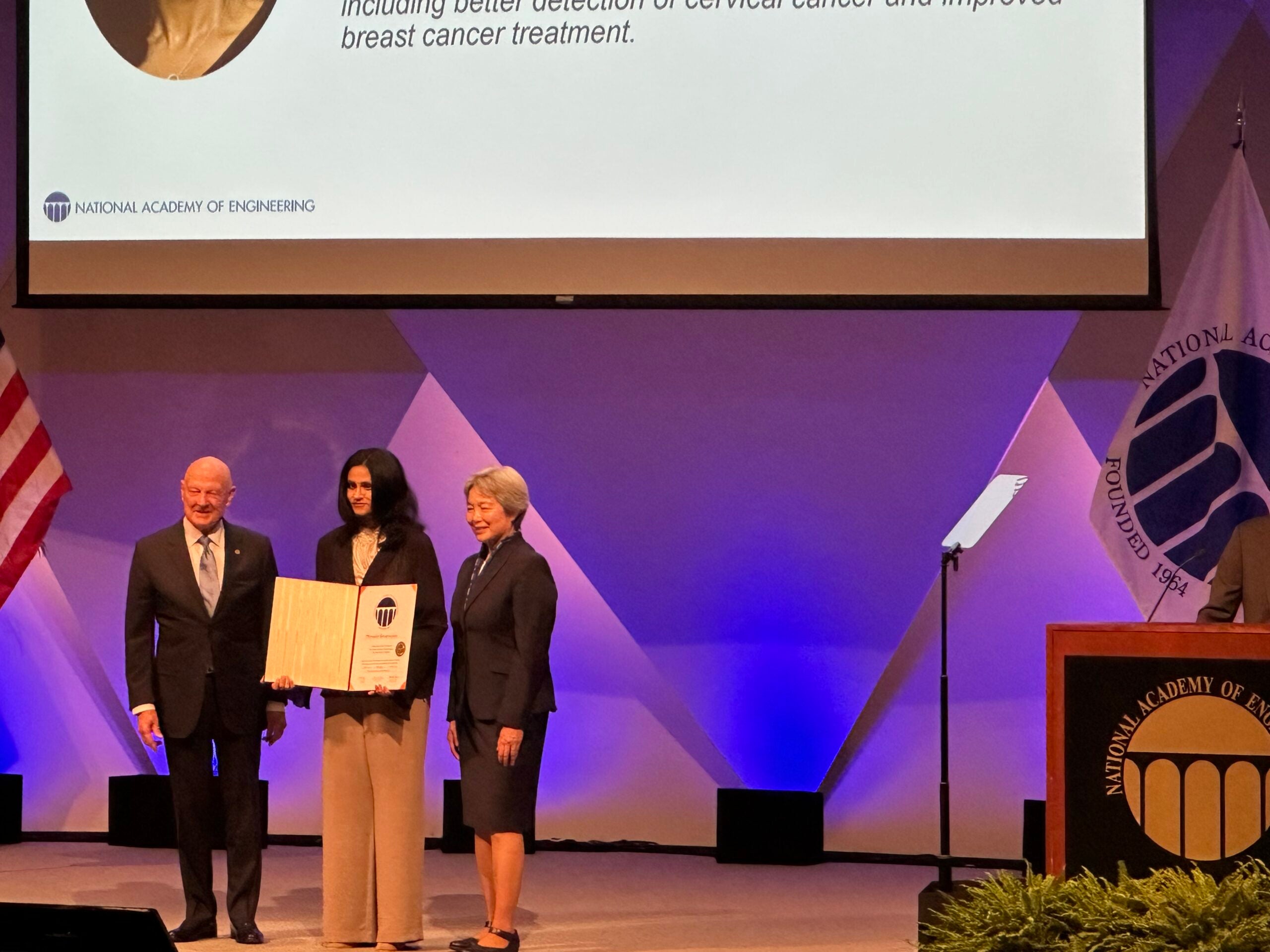BME Alumna Nimmi Ramanujam getting inducted into National Academy of Engineering at banquet
